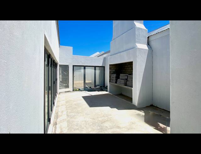 3 BEDROOM HOUSE FOR SALE IN ATLANTIC SANDS PRIVATE ESTATE